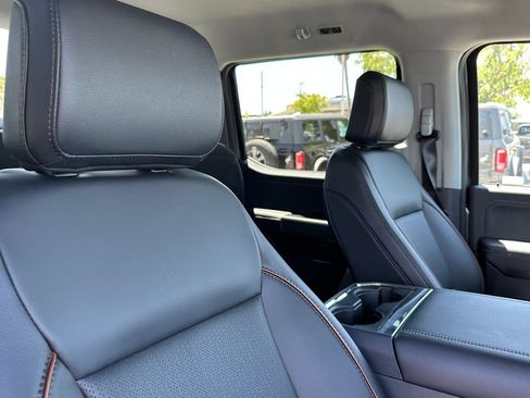 New 2026 Ford F250 Lariat w/ FX4 Off-Road Package AWD/4WD image 15