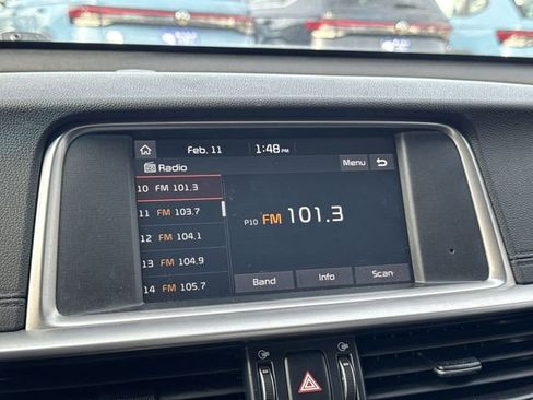 Used 2019 Kia Optima LX image 18