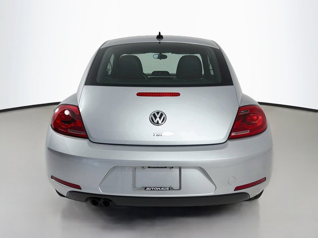Used 2014 Volkswagen Beetle TDI FWD image 6