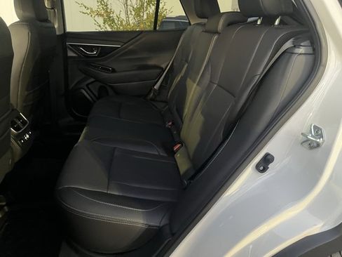 Used 2024 Subaru Outback Limited image 12