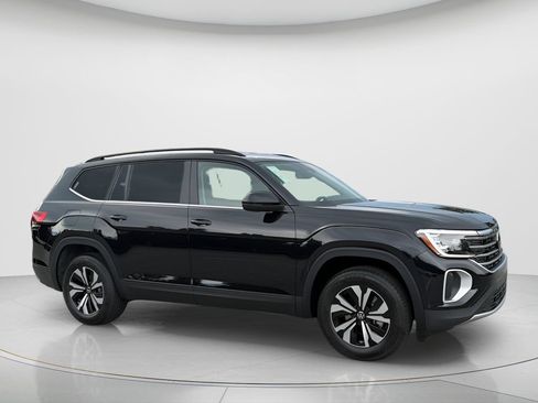 New 2026 Volkswagen Atlas SE FWD image 4