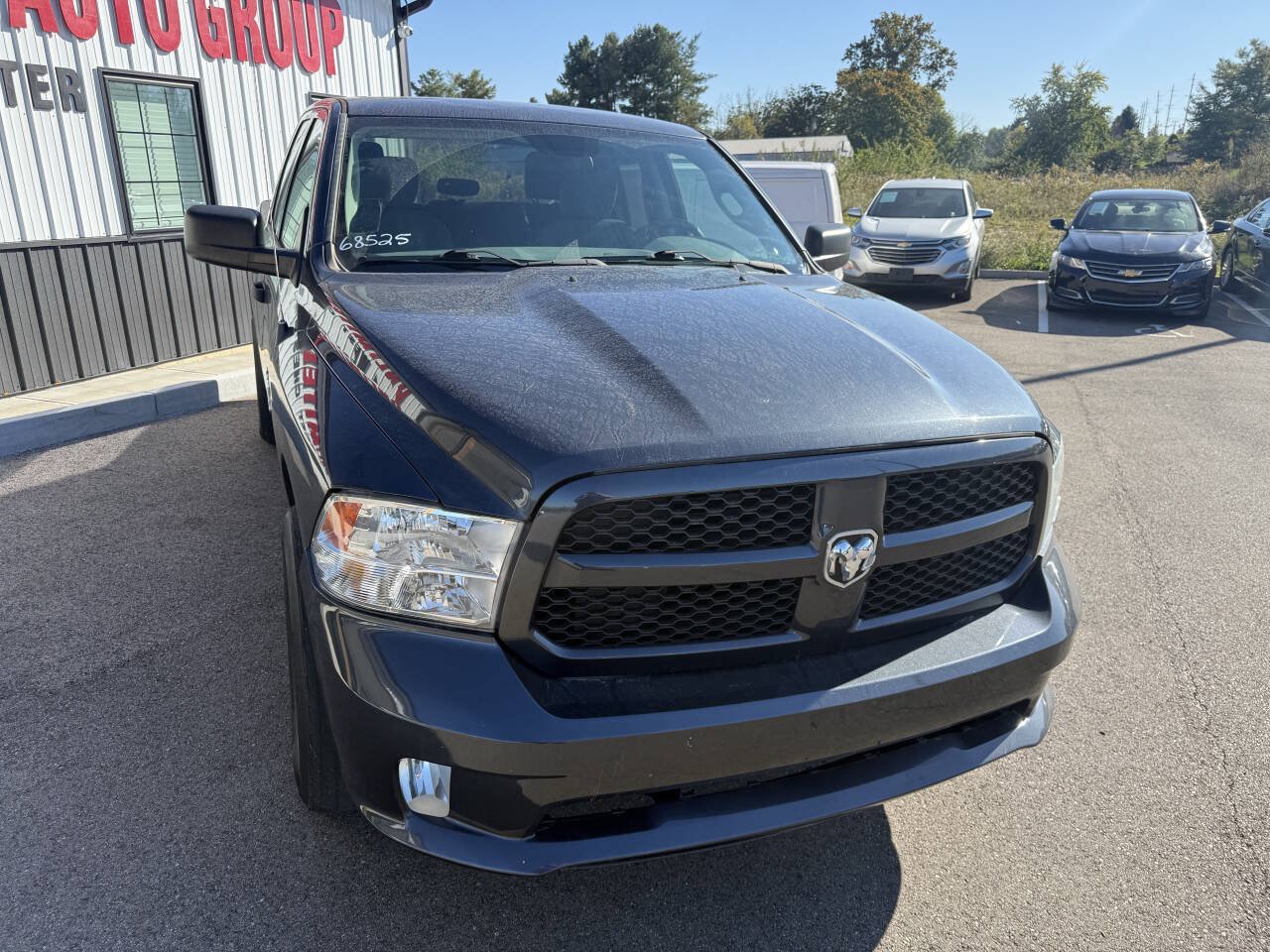 Used 2017 RAM 1500 Express AWD/4WD image 4