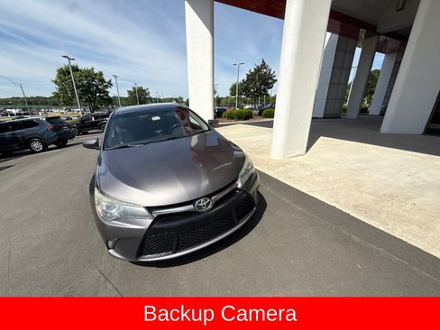 Used 2015 Toyota Camry XSE FWD image 2