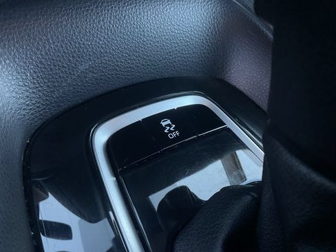 Used 2025 Toyota Corolla LE FWD image 25