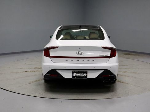 Used 2023 Hyundai Sonata Limited w/ Preferred Accessory Package FWD image 13