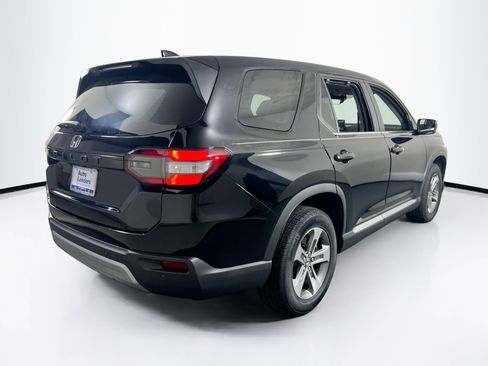 Used 2023 Honda Pilot EX-L image 5