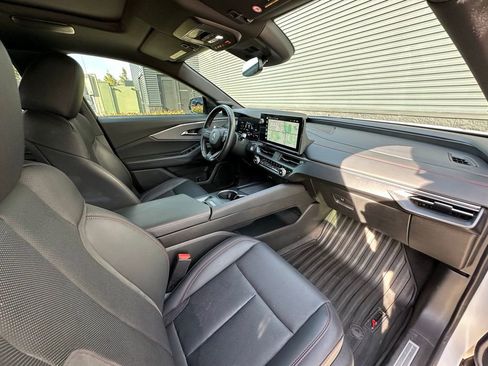 Used 2024 Acura ZDX A-Spec image 33