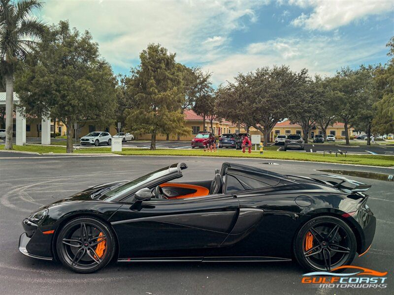 Used 2018 McLaren 570S Spider RWD image 34