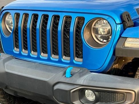 Used 2022 Jeep Wrangler Unlimited Rubicon 4xe w/ Cold Weather Group AWD/4WD image 6