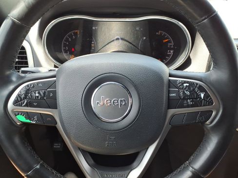 Used 2019 Jeep Grand Cherokee Limited w/ Luxury Group II RWD image 12
