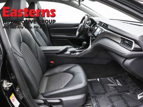 Used 2019 Toyota Camry SE image 22