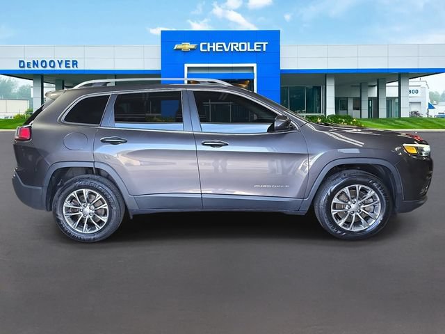 Used 2020 Jeep Cherokee Latitude Plus w/ Cold Weather Group AWD/4WD image 6