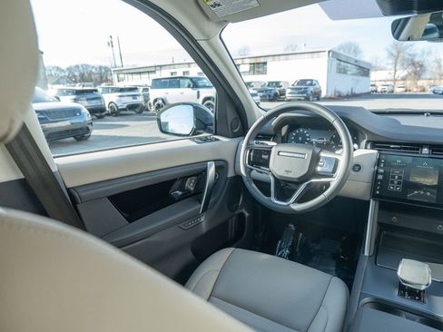 Certified 2024 Land Rover Discovery Sport S image 19
