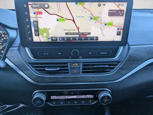 Used 2024 Nissan Altima 2.5 SL image 14