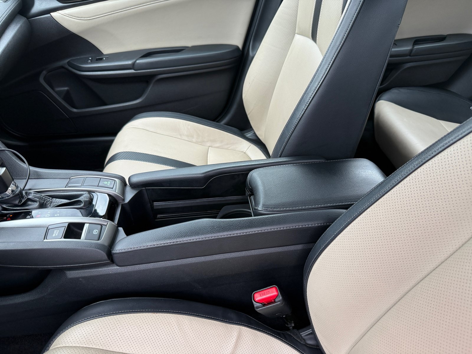 Certified 2019 Honda Civic Sport Touring image 14