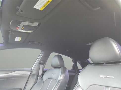 Used 2022 Kia K5 GT-Line image 12