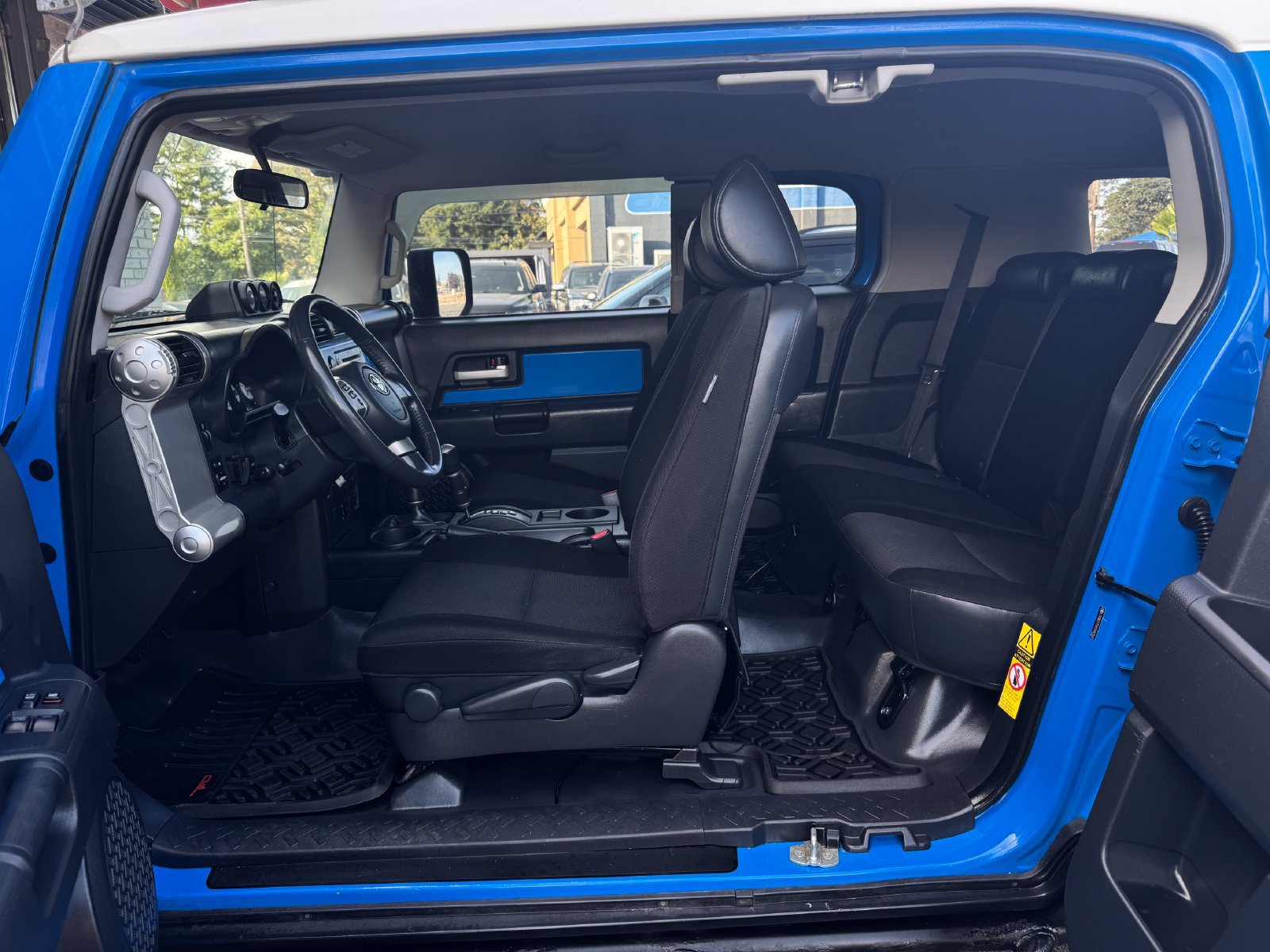 Used 2007 Toyota FJ Cruiser 4WD image 14