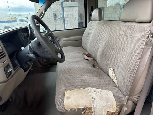 Used 1999 Chevrolet Silverado 2500 4x4 Regular Cab w/ Comfort & Convenience Pkg image 12