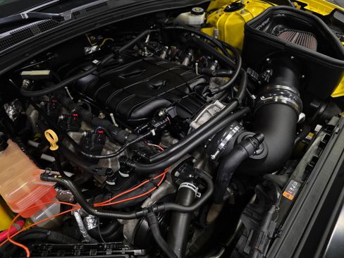 Used 2017 Chevrolet Camaro SS RWD image 34