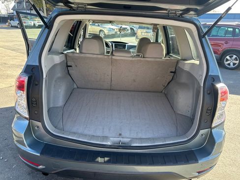 Used 2010 Subaru Forester 2.5X Premium image 15