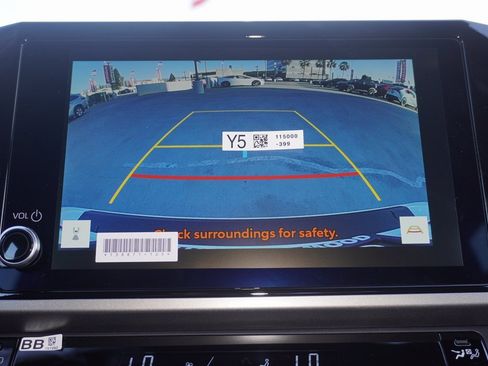 Used 2026 Toyota Camry SE Nightshade image 14