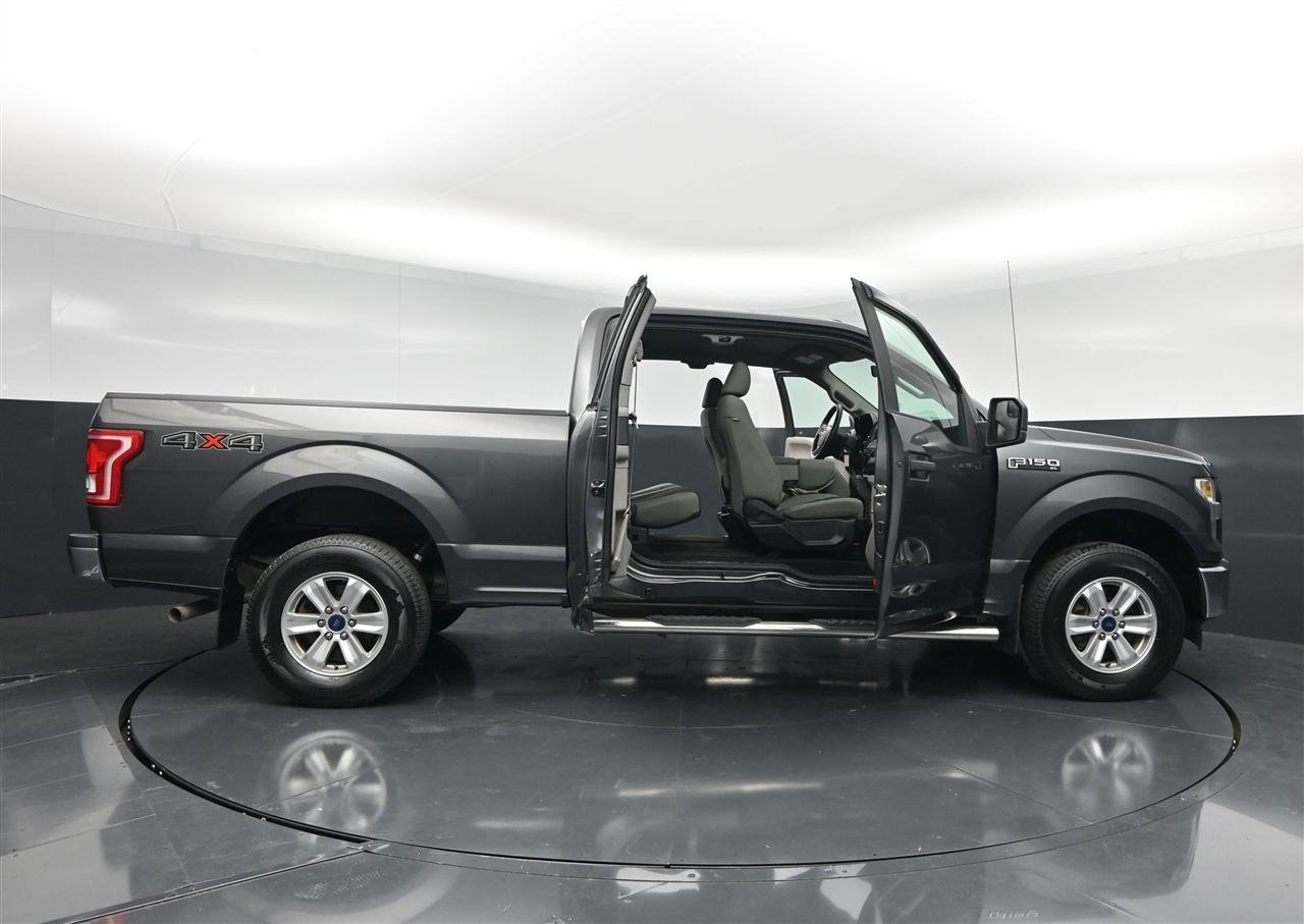Used 2017 Ford F150 XL w/ Equipment Group 101A Mid AWD/4WD image 39