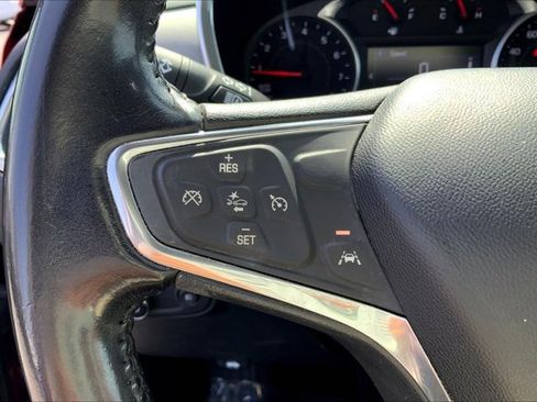 Used 2020 Chevrolet Equinox LT image 18