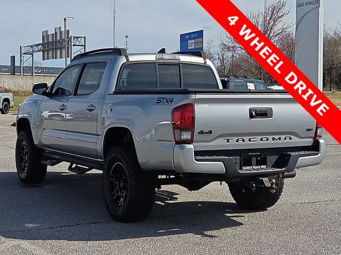 Used 2019 Toyota Tacoma SR w/ SR Convenience Package image 4