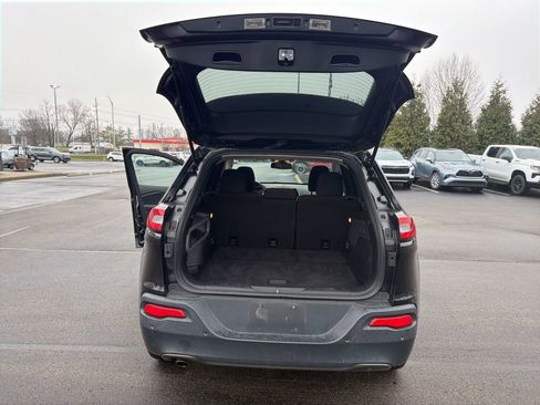 Used 2016 Jeep Cherokee 75th Anniversary image 25