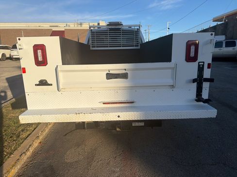 Used 2020 Ford F350 XL w/ Power Equipment Group image 29