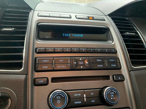 Used 2012 Ford Taurus SEL AWD/4WD image 9