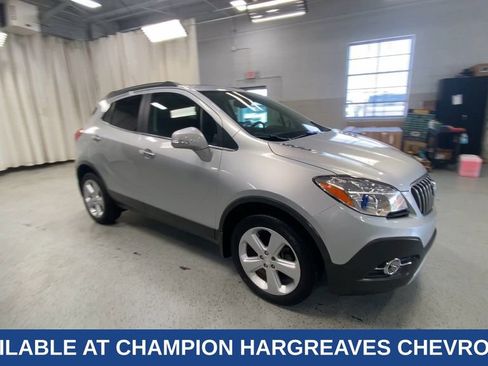 Used 2016 Buick Encore Convenience AWD/4WD image 2