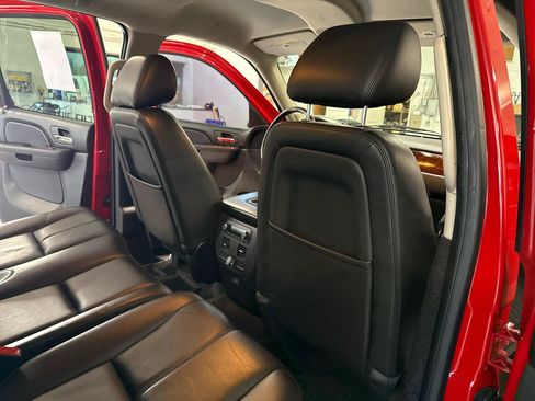 Used 2012 Chevrolet Avalanche LT AWD/4WD image 41