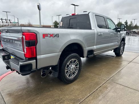 Used 2024 Ford F350 Limited w/ FX4 Off-Road Package image 4