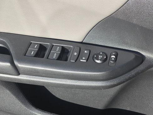 Used 2019 Honda Civic EX-L image 33