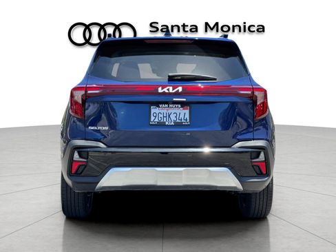 Used 2024 Kia Seltos EX FWD image 7
