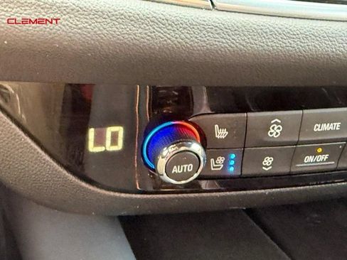 Used 2022 Buick Enclave Premium w/ Surround and Sites Package FWD image 28