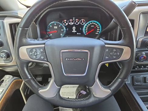Used 2018 GMC Sierra 1500 Denali w/ Denali Ultimate Package AWD/4WD image 18