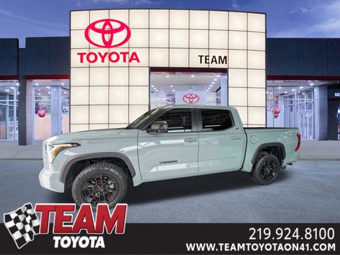 Used 2024 Toyota Tundra SR5 w/ SR5 Premium Package image 1