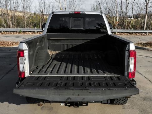 Used 2017 Ford F250 Lariat w/ FX4 Off-Road Package image 53