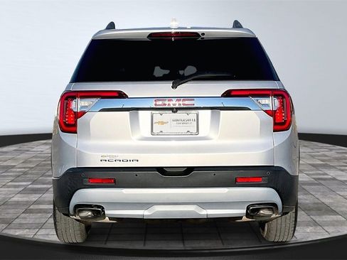 Used 2020 GMC Acadia SLE w/ Driver Convenience Package image 4