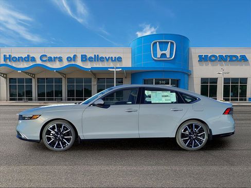 New 2025 Honda Accord Touring image 2