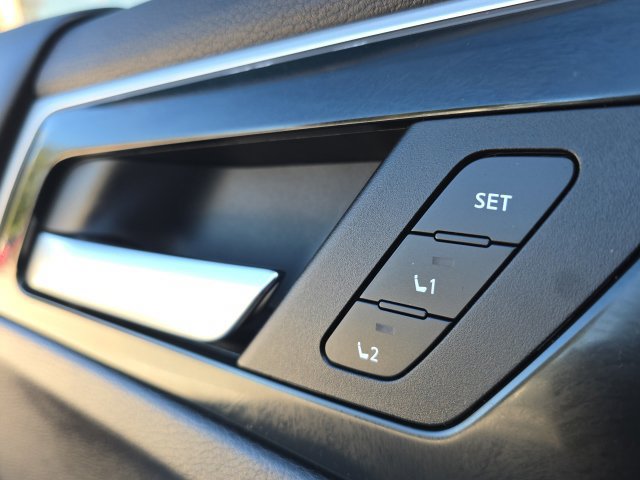 Used 2022 Mitsubishi Outlander SEL AWD/4WD image 31