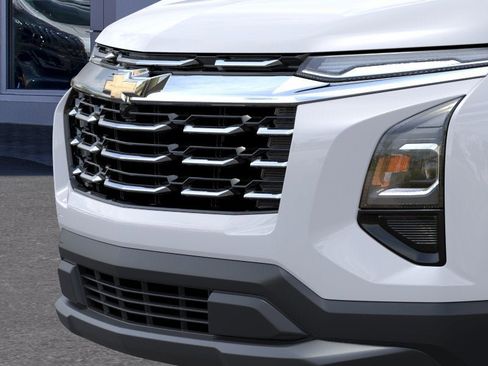 New 2026 Chevrolet Equinox LT AWD/4WD image 13