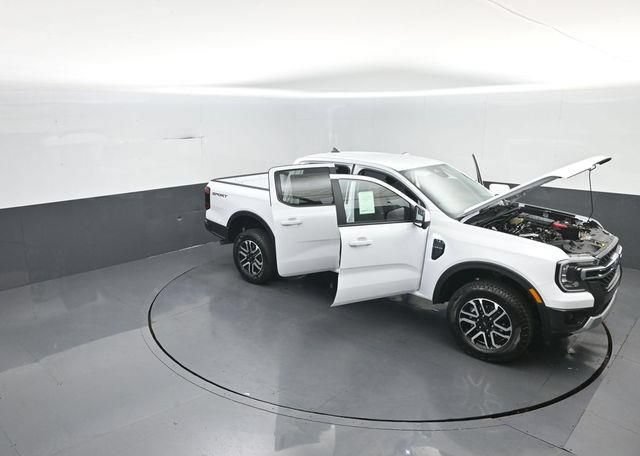 New 2026 Ford Ranger Lariat w/ Trailer Tow Package RWD image 30