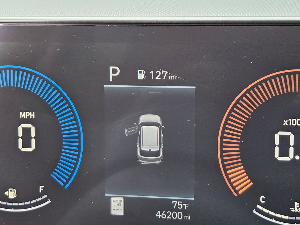 Used 2024 Hyundai Kona SEL AWD/4WD image 37
