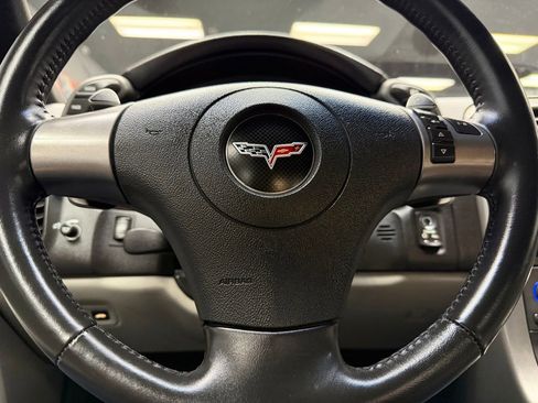 Used 2007 Chevrolet Corvette Convertible w/ Preferred Equipment Group RWD image 23