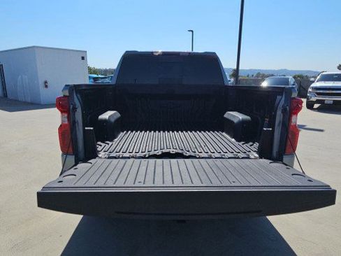 Used 2025 Chevrolet Silverado 1500 LT w/ Convenience Package II RWD image 26