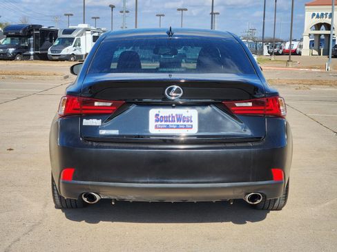 Used 2016 Lexus IS 350 AWD image 7
