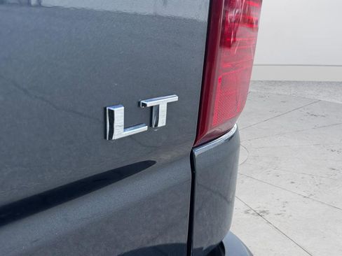 Used 2022 Chevrolet Silverado 1500 LT image 26